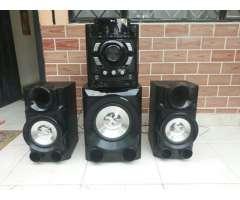 Equipo de Sonido Marca Lg, Vendo Cambio