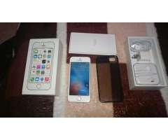 SE VENDE IPHONE 5S BLANCO DE 16