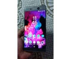 SONY XPERIA XA ULTRA Solo PARA REDES Sociales CAMARA DE 21mgpx y Pantalla de 6 Pulgadas