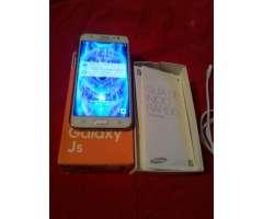 Vendo Cambio Samsung J5 D 8 Gigas