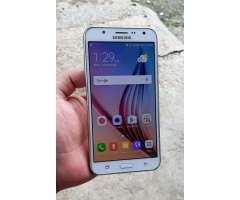 SAMSUNG GALAXY J7 DUOS es 4G LTE en Perfecto ESTADO negociable