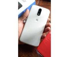 Moto G4 Plus