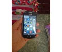 Samsung Galaxi Light en Buen Estado