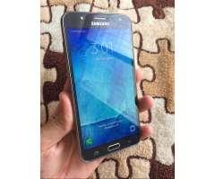 Vendo Cambio Samsung J7  Prácticamente Nuevo  con  Forro  Y Cargador  Whatsapp 3104479847