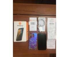 Vendo Moto G 4 de 5&#x27;5 Pulgadas Nuevo. De Alkosto. Garantia y Seguro de Daños por 1 A&nti