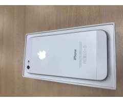 Vendo Iphone 5  Excelente estado