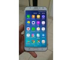 Samsung Galaxy J7 Hermoso