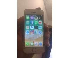 iphone 5s con detalle en la pantalla