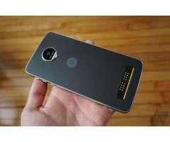 Moto Z Force  4gb RAM, 21mgpx camara, 32gb memoria
