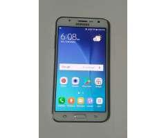 SAMSUNG GALAXY J7 Como Nuevo