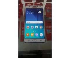 Samsung Galaxy J7