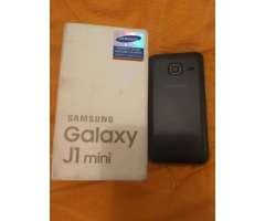 Samsung Galaxy J1 Míni
