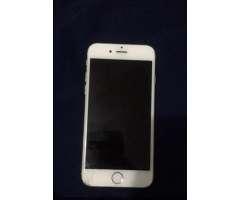 iPhone 6 con golpe en el vidrio
