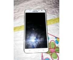Se Vende Celular J7 en Buen Estado