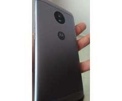 MOTO E4 PLUS DE HUELLA DACTILAR 5.5 PULGADAS SIN RAYONES