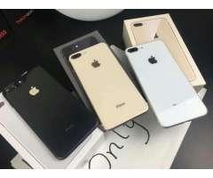 iPhone 8 Plus