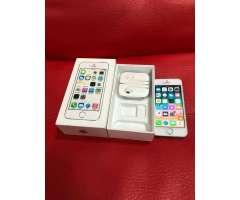 iPhone 5s de 16gb con Sucaja Y Asesorios