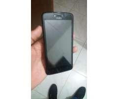 Celular Moto C con Caja Cargador Audífon