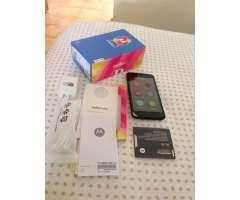Nuevo,recién comprado, Moto C,para estrenar,un año de garantía,precio fijo