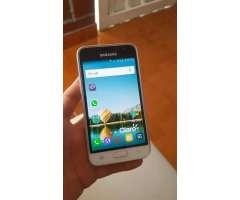 Samsung J1 2016 en Buen Estado