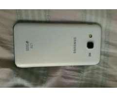 Vende Samsung Galaxy J5