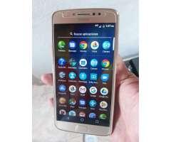 Motorola Moto E4 Plus Huella Flash Front