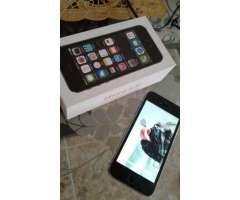 iPhone Gris con negro 5s