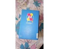 Vendo Moto C