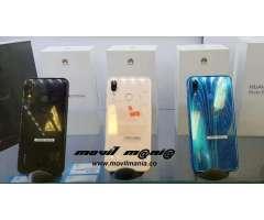Huawei P20 Lite 32Gb Nuevos con factura obsequio estuche y vidrio domicilios en Bogota sin cost...