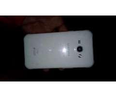 Se Vende Samsung J1 8 de 10
