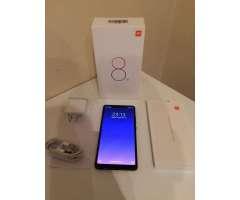 Vendo XIAOMI MI8 SE Nero Dark Grey 5.88 4GB 128 4GB 4G LTE COMO NUEVO