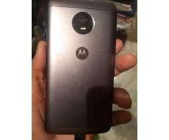 Moto E4 Pluss