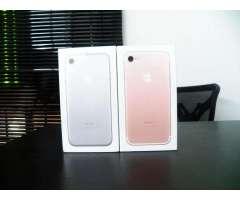 IPHONE 7 DE 32GB NUEVOS GARANTÍA Y FACTURA