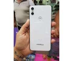 Motorola One
