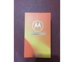 Vendo Motorola e5 play  Estado físico 10&#x2f;10 Estado funcional 10&#x2f;10