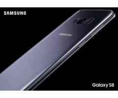 S8,4GB de RAM, 64GB de almacenamiento interno, lector de huellas dactilares, lector de iris