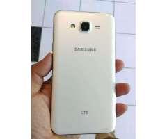 SAMSUNG GALAXY J7
