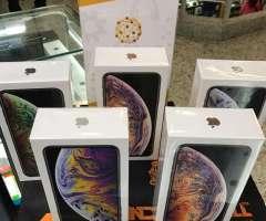 iPhone Xs Max 64Gb nuevos libres con garantía, factura para registro domicilio sin costo...