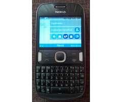 Nokia Asha 302 con cargador original.