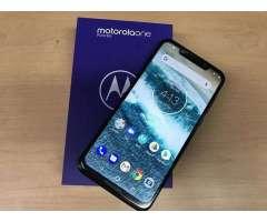 MOTOROLA ONE