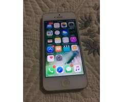 IPHONE 5 blanco. 16 gigas. Usado y perfectamente funcional.