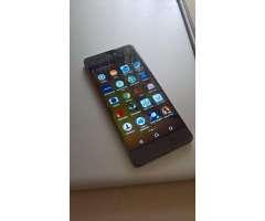 Celular con poco uso,Sony Xperia XA, de 16 GB y 2 de Ram,tiene fisura,pero no afecta,funciona p...