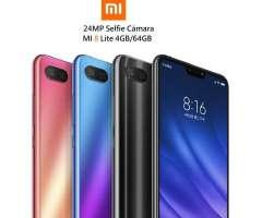 Xiaomi Mi 8 Lite 64GB con 4GB De Ram 4g Lte Duos TIENDA FISICA, NUEVO CON FACTURA LEGAL
