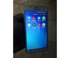Samsung J7