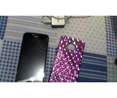 vendo motog5 con cargador y estuche