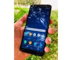 vendo samsung galaxy j6 de 32 gigas como nuevo entrego caja y accesorios garantia de 3 meses