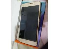 Vendo Moto E4 Plus con Caja 3ram Full