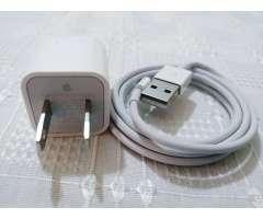 Cargador original para iPhone