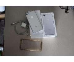 IPHONE 7 PLATEADO