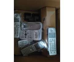 sistema de telefonos inhalambricos panasonic de 4 bases y 4 telefonos nuevos, 100mts de alcance